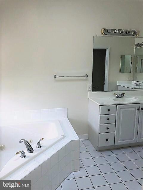 9771 Evening Bird Ln, Laurel, MD 20723 - photo 7