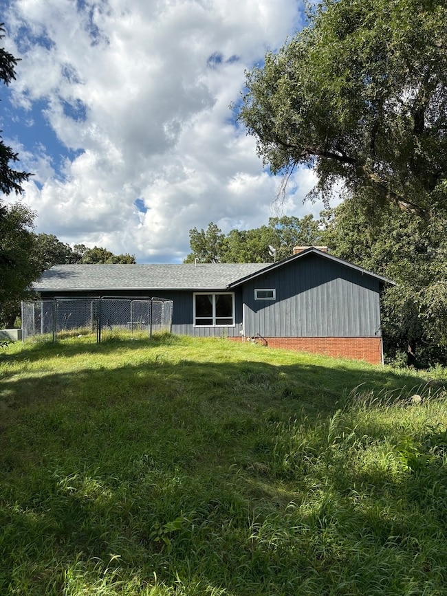 7822 N Pillow Hill Rd, Spring Grove, IL 60081 - photo 3