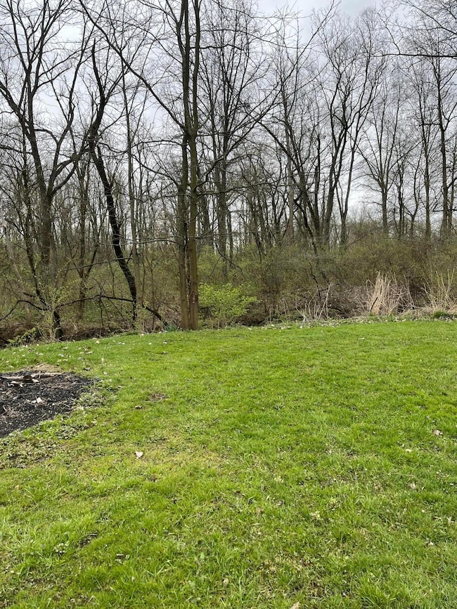 911 Charles St, Galion, OH 44833 - photo 2