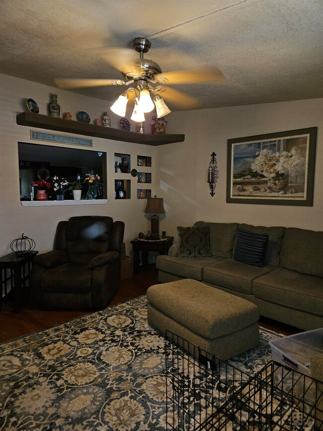 2300 Abbott Ave, Alamogordo, NM 88310 - photo 6