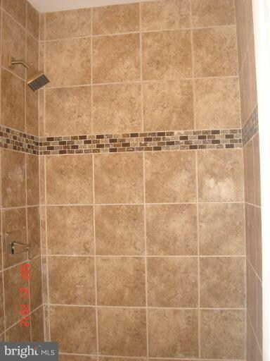 1908 Gaither St, Temple Hills, MD 20748 - photo 4