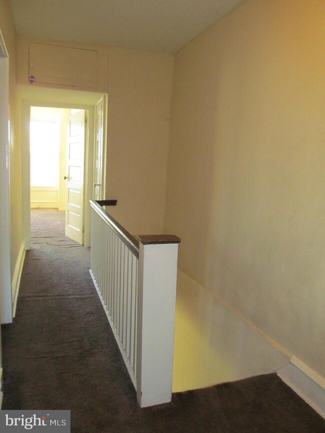 908 Marshall Rd, Sharon Hill, PA 19079 - photo 7