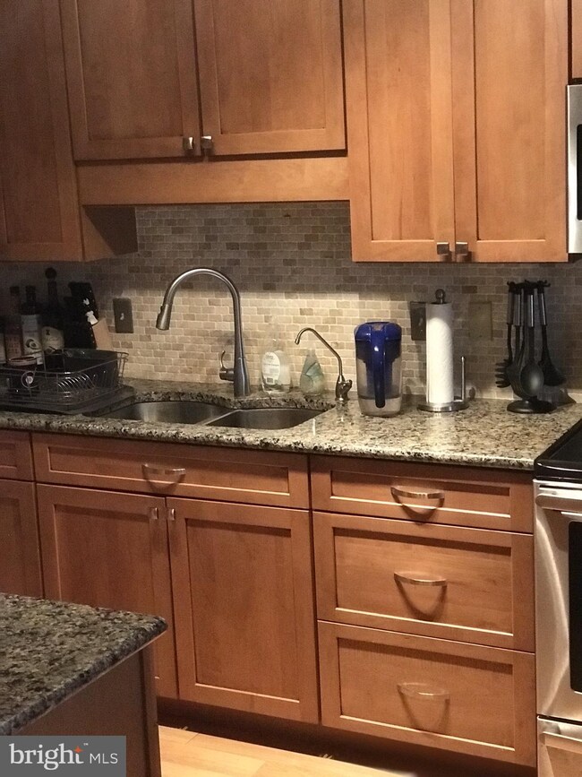 Haverford Hill Condominium unit I41, Havertown, PA 19083 - photo 4