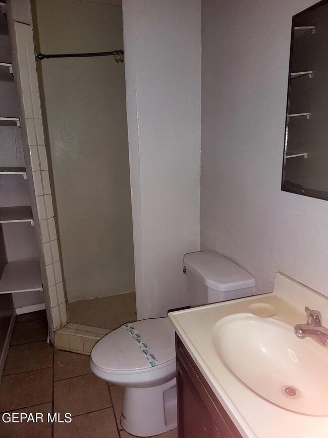 6.Guest Bath
