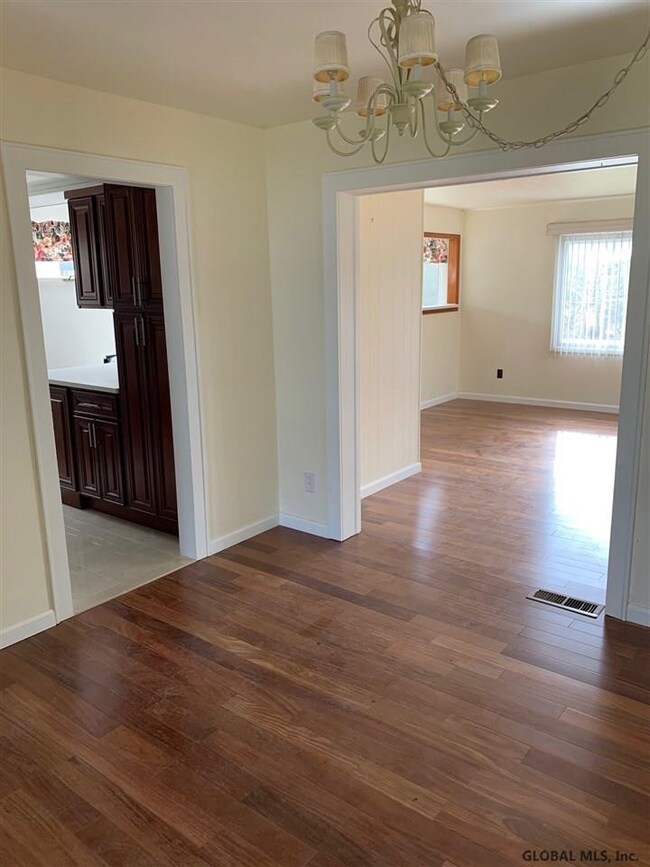 378 S Main Ave, Albany, NY 12209 - photo 7