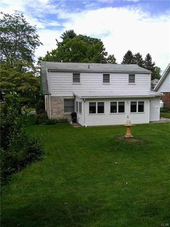 114 Fox St, Emmaus, PA 18049 - photo 5