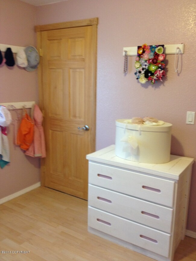 3rd bedroom pic 2