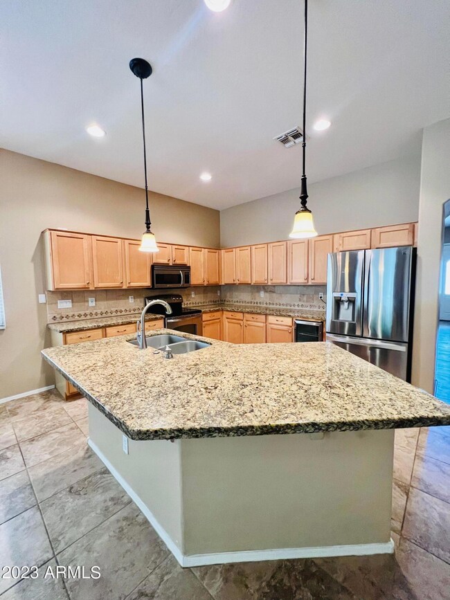 2910 E San Tan St, Chandler, AZ 85225 - photo 3