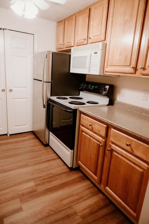 65 Greentree Ln unit 16, South Weymouth, MA 02190 - photo 7