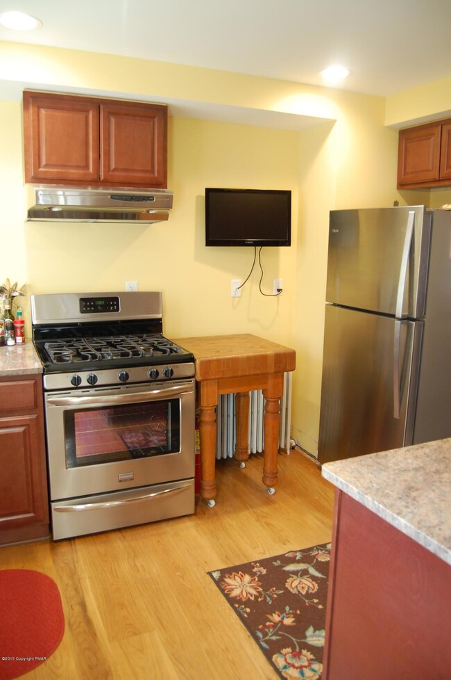 1027 Upper Seese Hill Rd, Canadensis, PA 18325 - photo 7