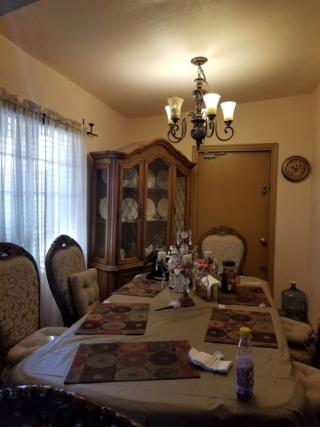 236 S 9th Ave, Yuma, AZ 85364 - photo 2