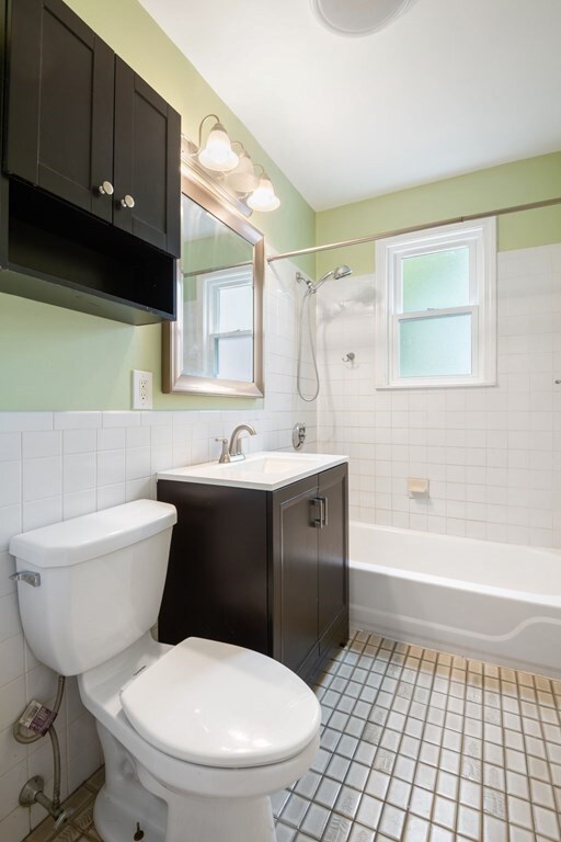 73 Waverly St unit 4, Roxbury, MA 02119 - photo 7