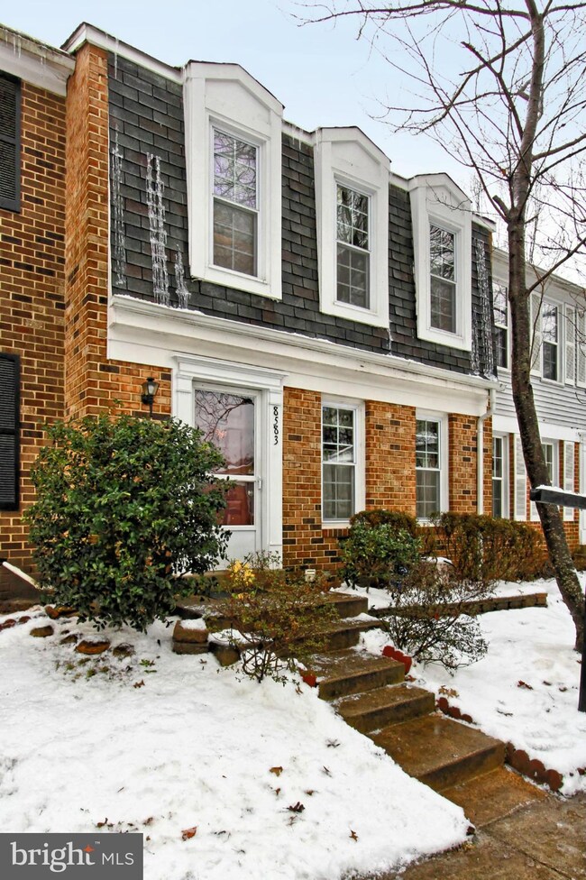 8583 Chester Grove Ct, Springfield, VA 22153 - photo 2