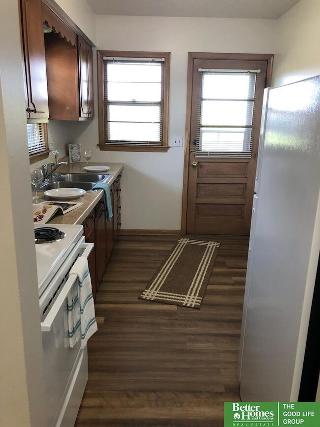 3758 S 82nd St, Omaha, NE 68124 - photo 6