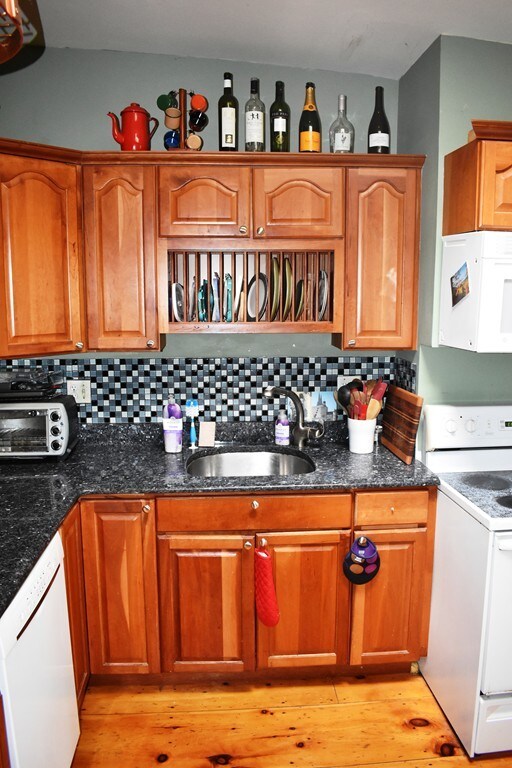 42 Sheridan St unit 3, Jamaica Plain, MA 02130 - photo 5