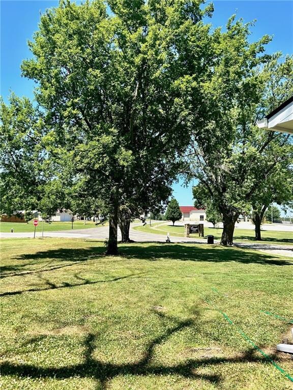 14 N Oregon St, Oswego, KS 67356 - photo 4