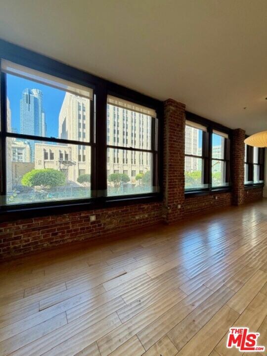 Rowan Lofts unit 303, Los Angeles, CA 90013 - photo 2