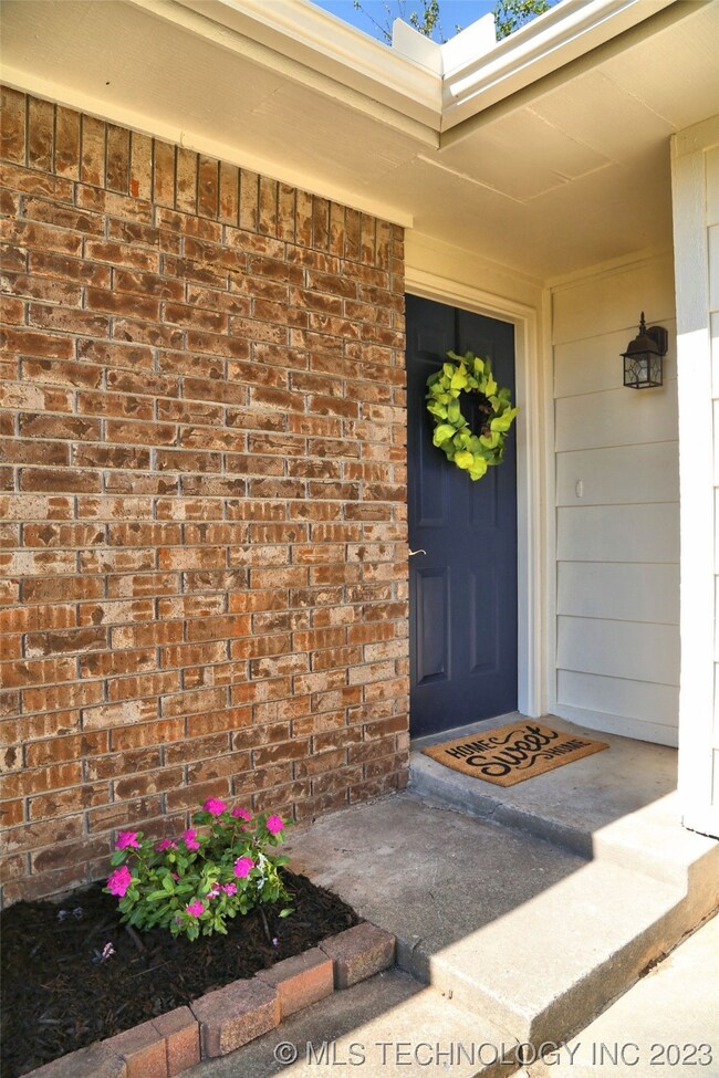 1262 E 140th St, Glenpool, OK 74033 - photo 3