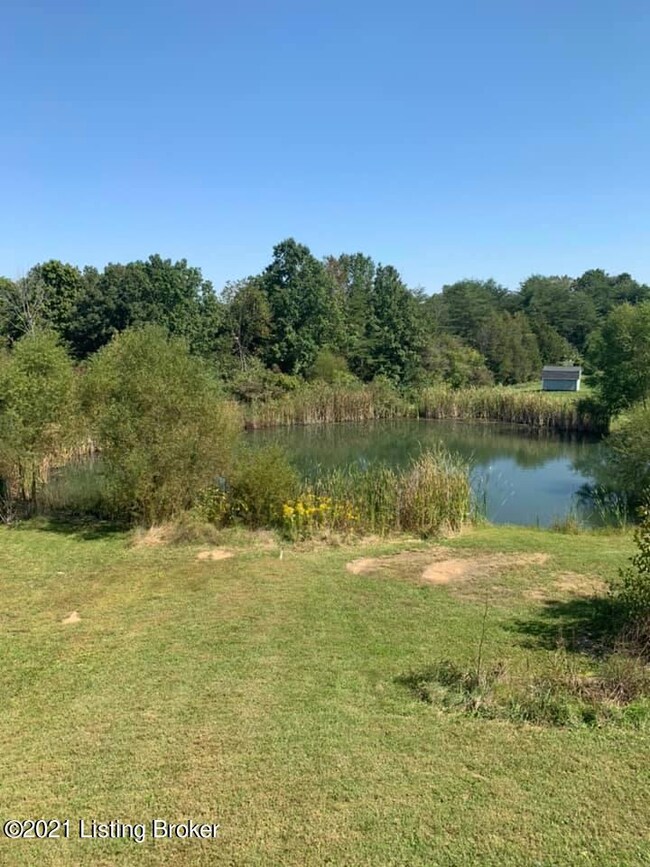 324 Gentry Crossings Blvd, Mount Washington, KY 40047 - photo 5