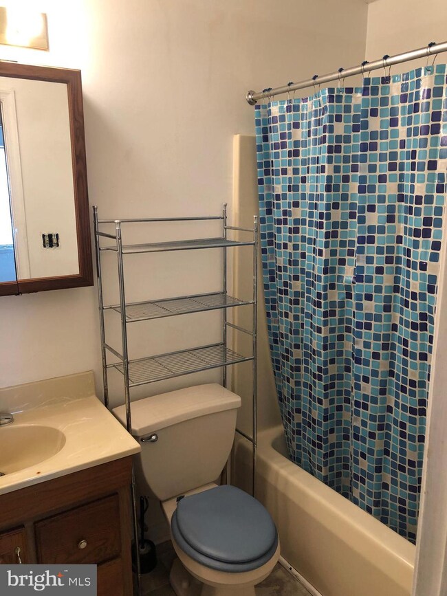 253 Margate Dr, Glen Burnie, MD 21060 - photo 5