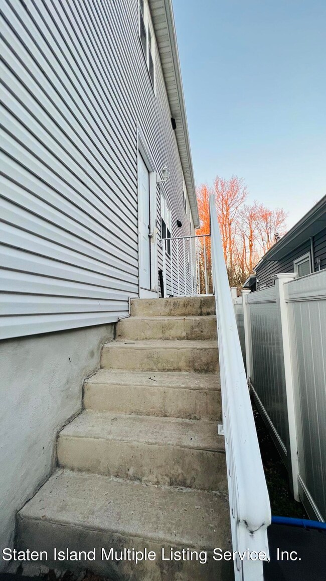 CAE817A2-7D0D-4831-B869-0D45D3E288DC