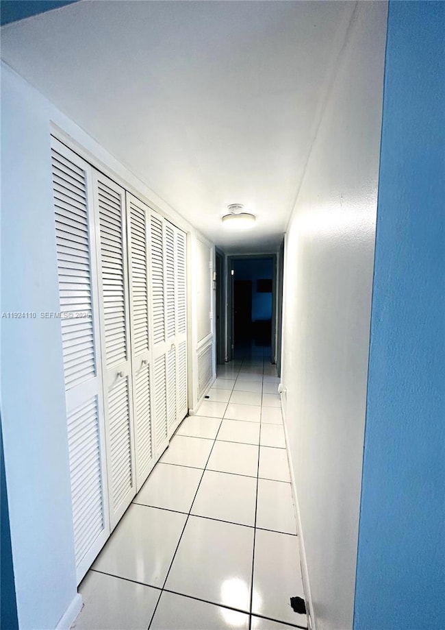 Oxford Towers unit 205, Hollywood, FL 33019 - photo 5