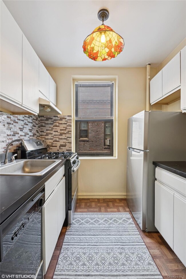 98-50 67th Ave unit 6F, Rego Park, NY 11374 - photo 5