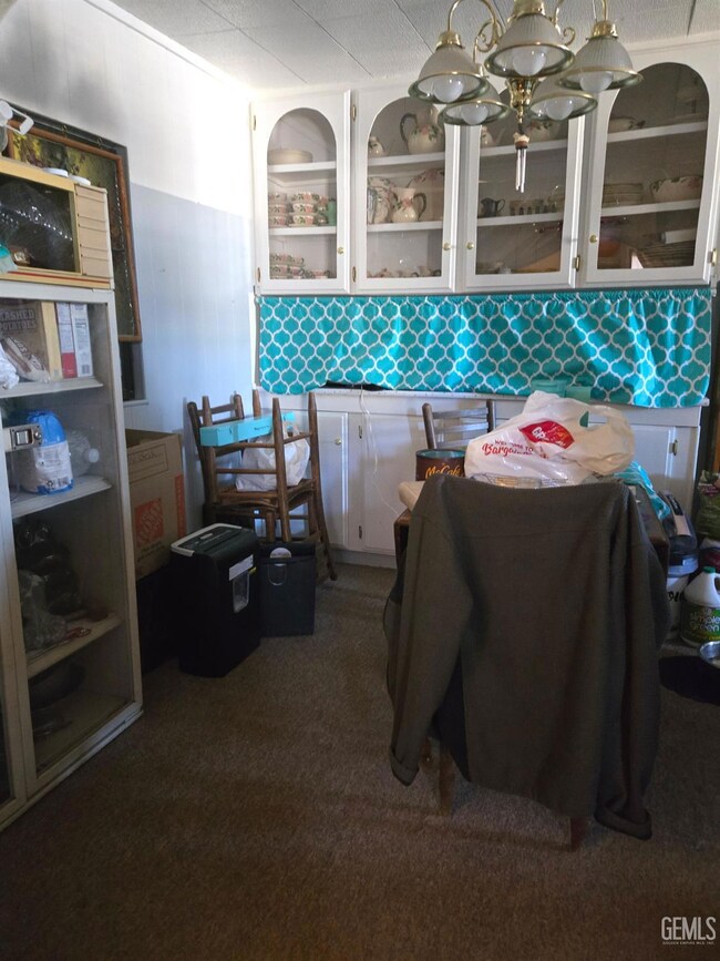 9005 Apache Dr, Weldon, CA 93283 - photo 6