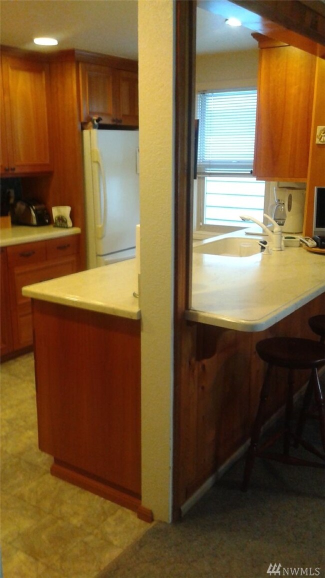 18804 Soundview Dr NW, Stanwood, WA 98292 - photo 4