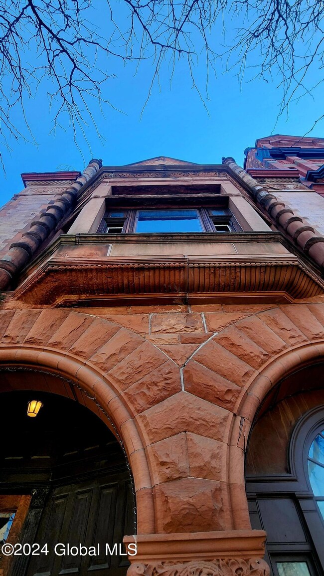 28 Willett St unit 2A, Albany, NY 12210 - photo 5