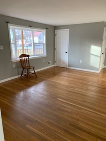 1075 Mammoth Rd unit 1075, Dracut, MA 01826 - photo 2