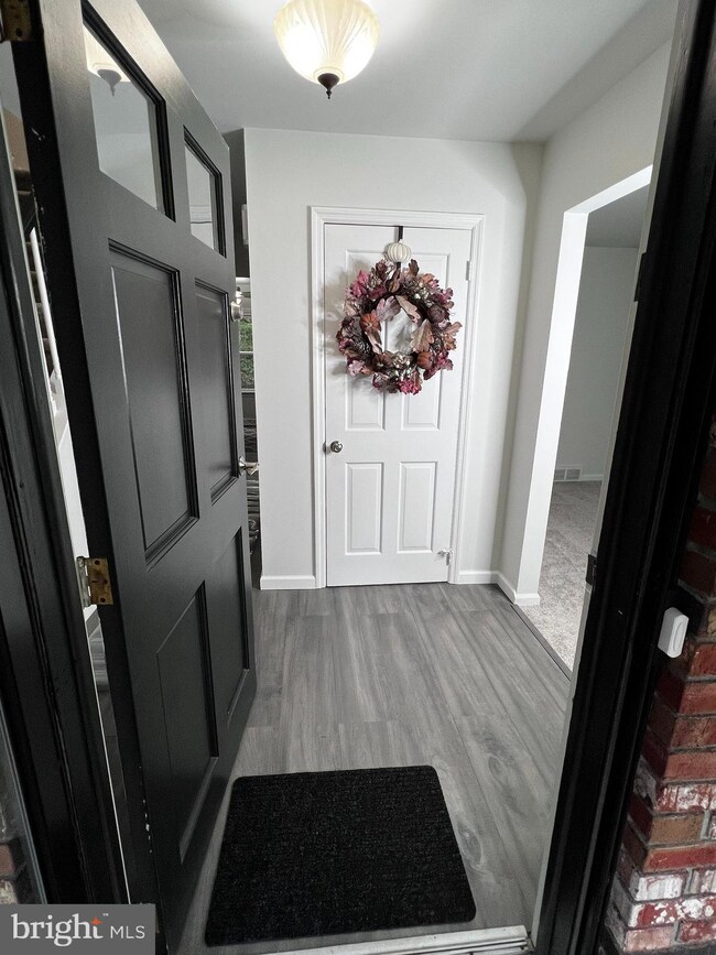 3137 Swan Dr, Vineland, NJ 08361 - photo 5