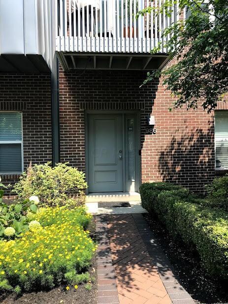 986 S Front St unit 986, Columbus, OH 43206 - photo 4