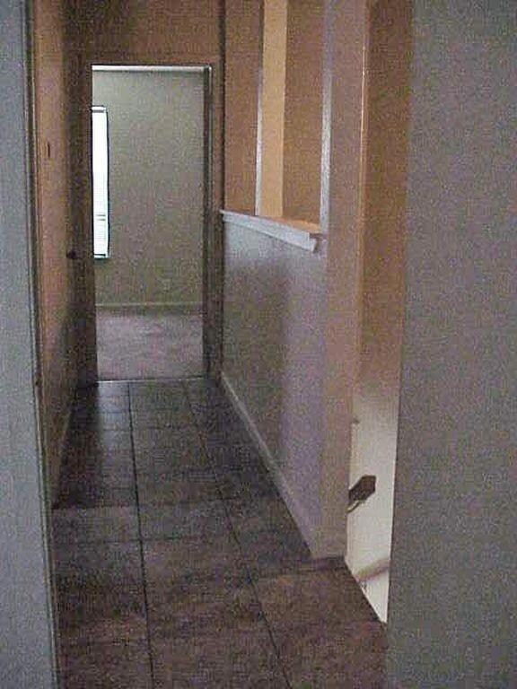 533 College St unit B, Grand Prairie, TX 75050 - photo 4