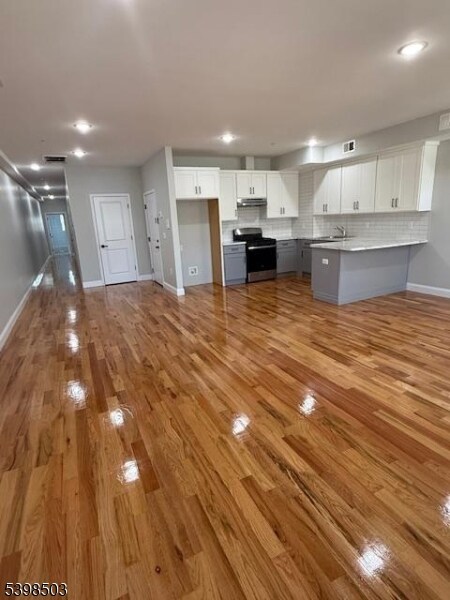 162 S 8th St, Newark, NJ 07107 - photo 5