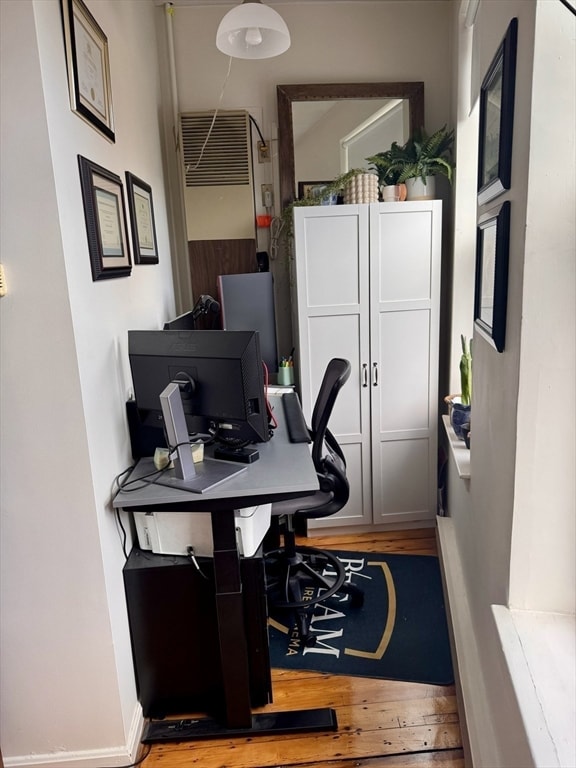 26 Beacon St unit 4, Chelsea, MA 02150 - photo 4