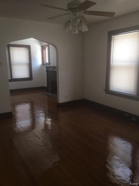 4634 Carrie Ave, Saint Louis, MO 63115 - photo 3