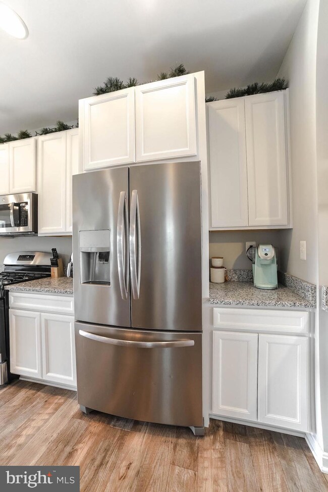 41512 Margrove Cir, Leonardtown, MD 20650 - photo 6