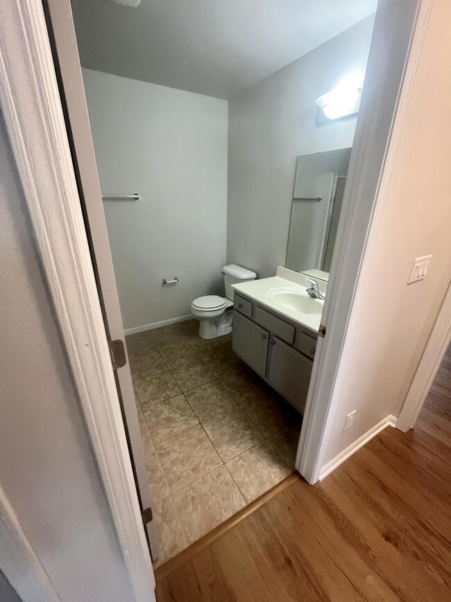 W1062 Marietta Ave unit 315, Ixonia, WI 53036 - photo 4