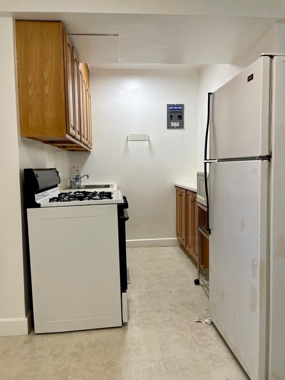 76 Euston Rd unit 4A, Boston, MA 02135 - photo 5