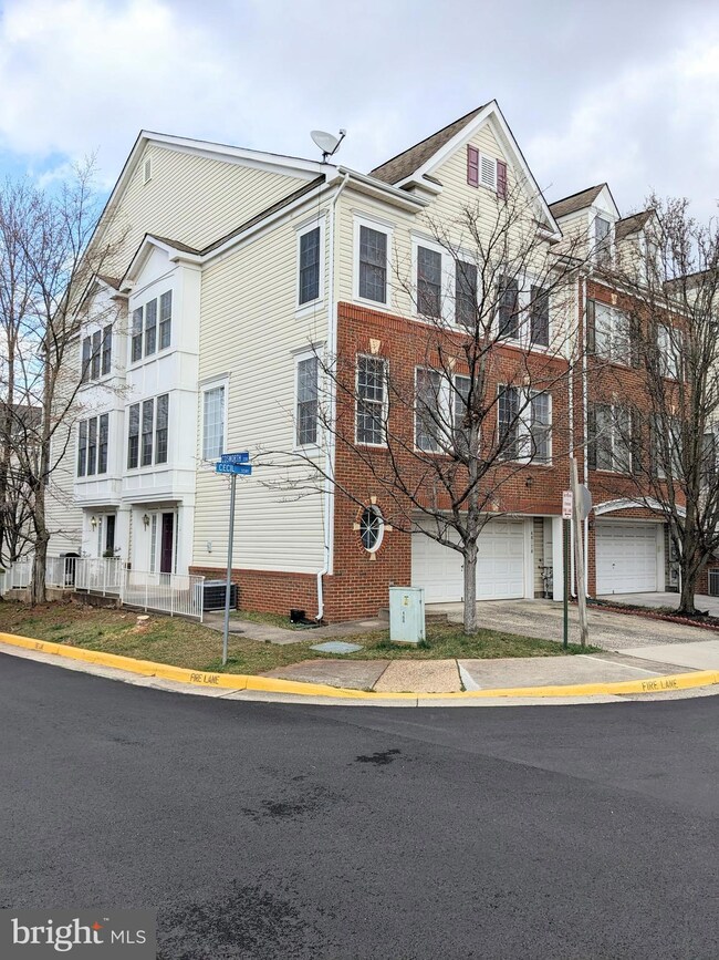 46178 Cecil Terrace, Sterling, VA 20165 - photo 2