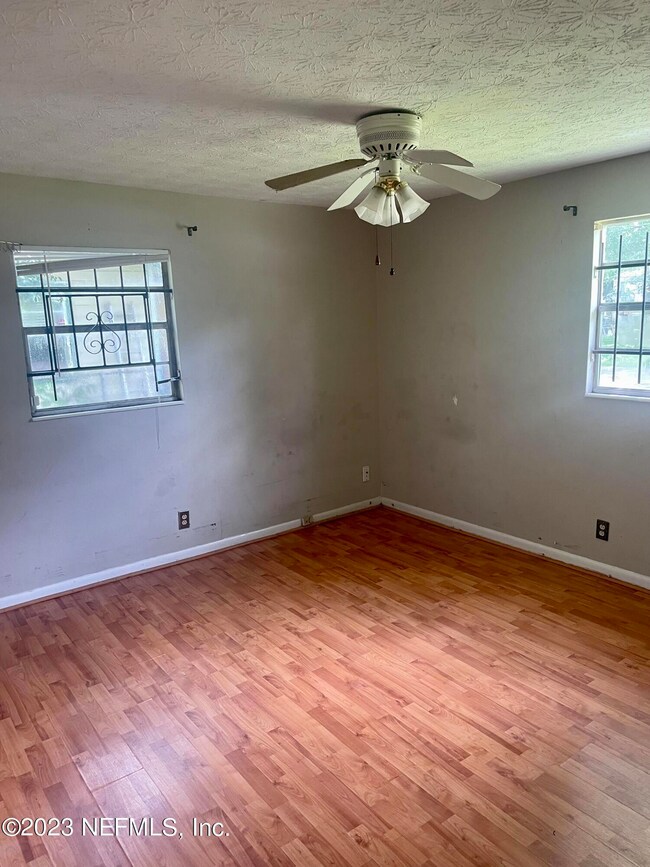 1278 Neva St, Jacksonville, FL 32205 - photo 7