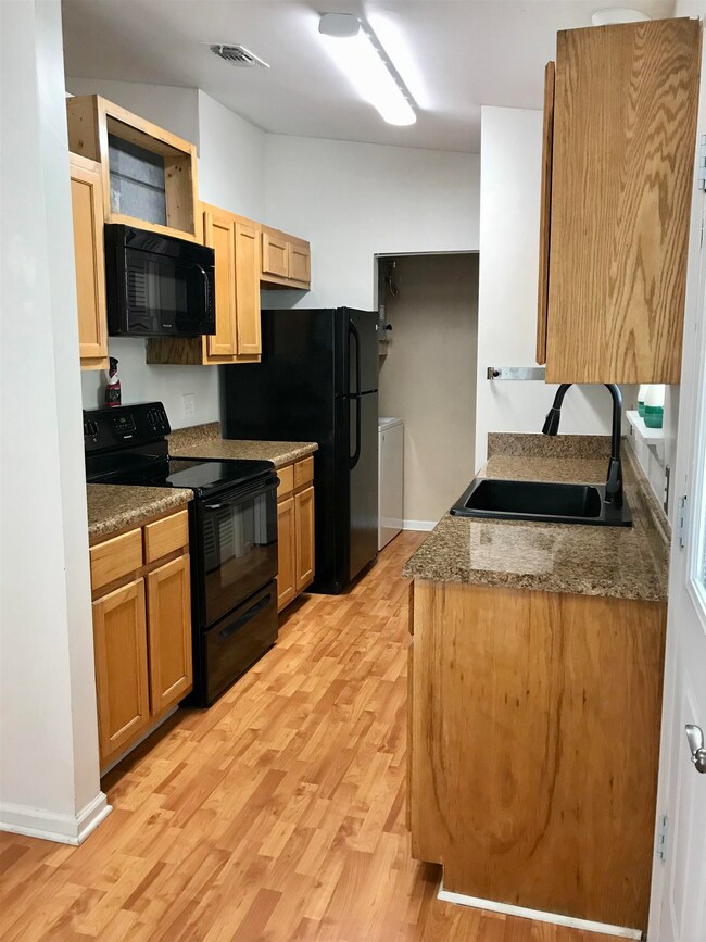 30 Mohave Rd, Crawfordville, FL 32327 - photo 3