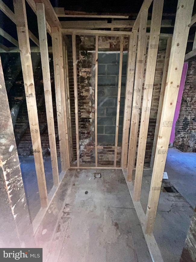 2533 Francis St, Baltimore, MD 21217 - photo 3