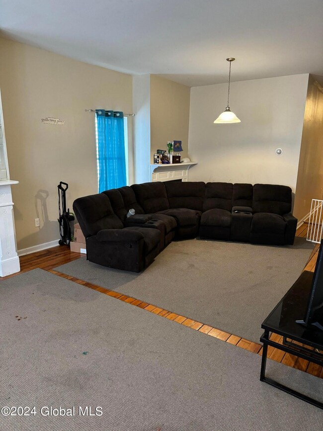 137 6th Ave, Troy, NY 12180 - photo 4