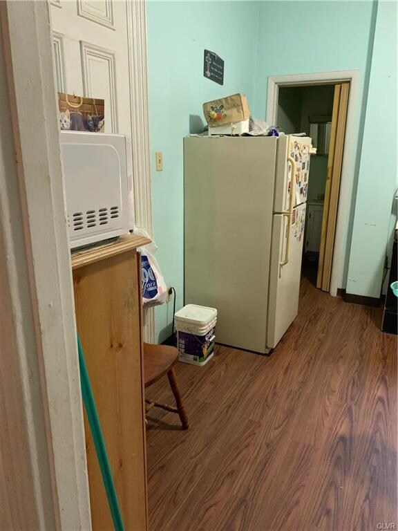 221 N 9th St, Allentown, PA 18102 - photo 2