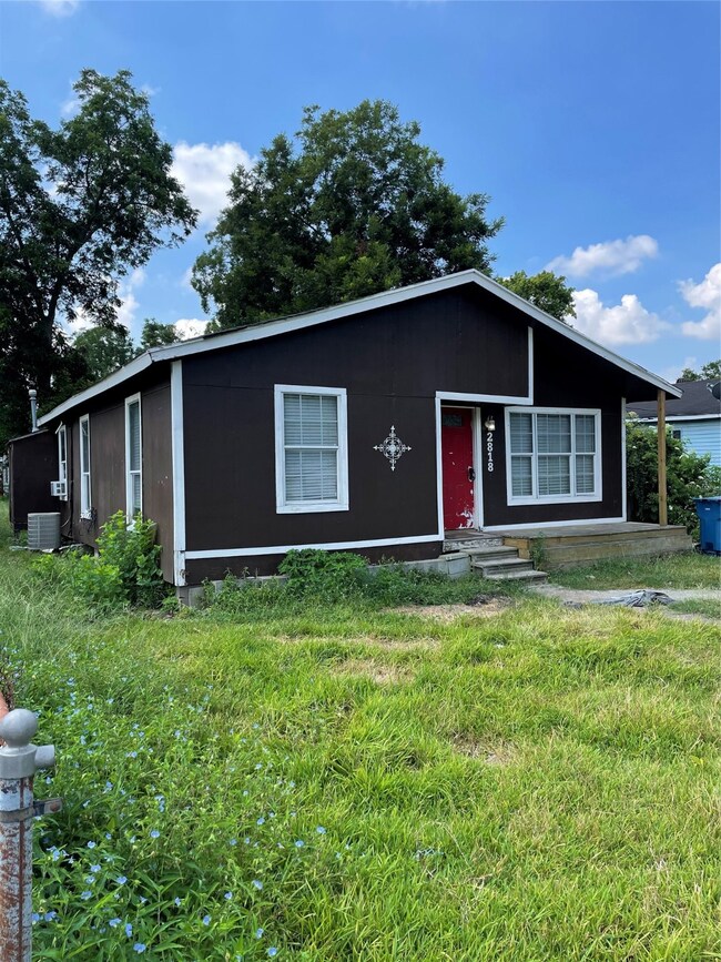 2818 Mierianne St, Houston, TX 77093 - photo 3