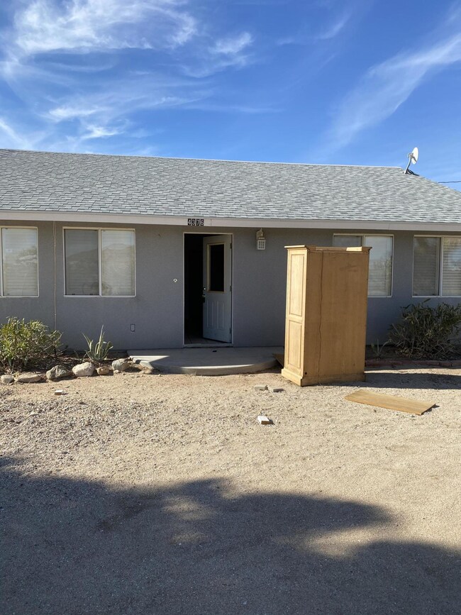 4376 Anita Ave, Yucca Valley, CA 92284 - photo 3