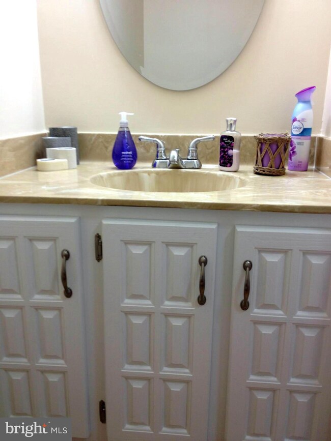 18725 Summer Oak Ct, Germantown, MD 20874 - photo 6