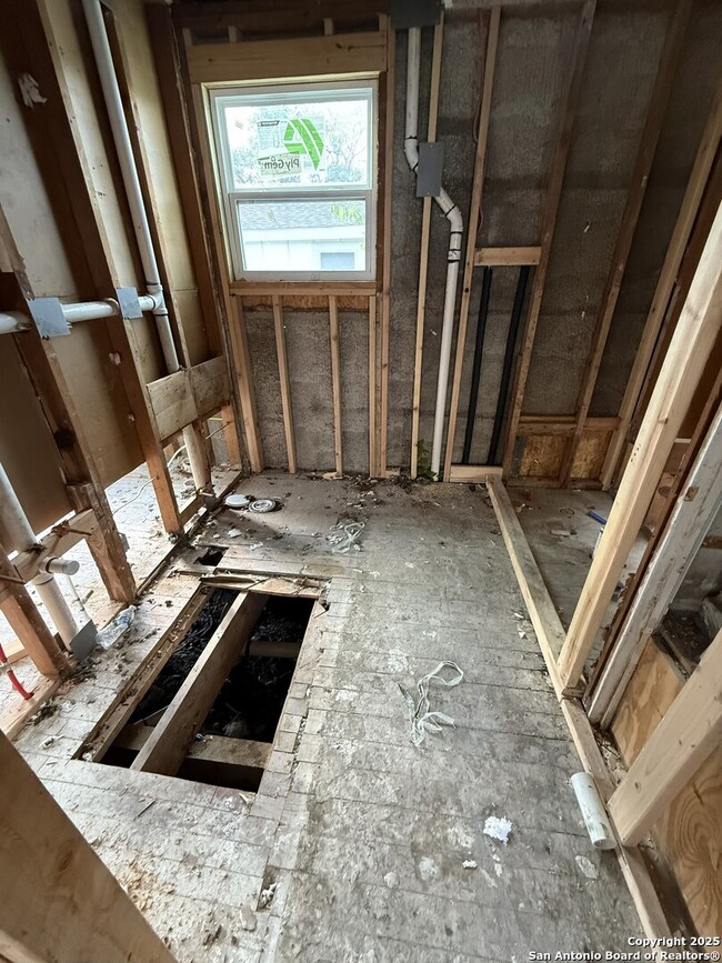 934 Schley Ave, San Antonio, TX 78210 - photo 7